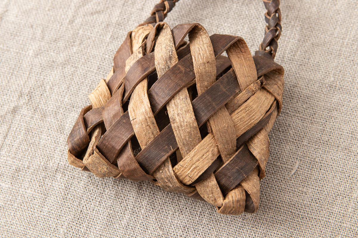 Bag charm / Walnut / Yamagata-JPN 311409-1