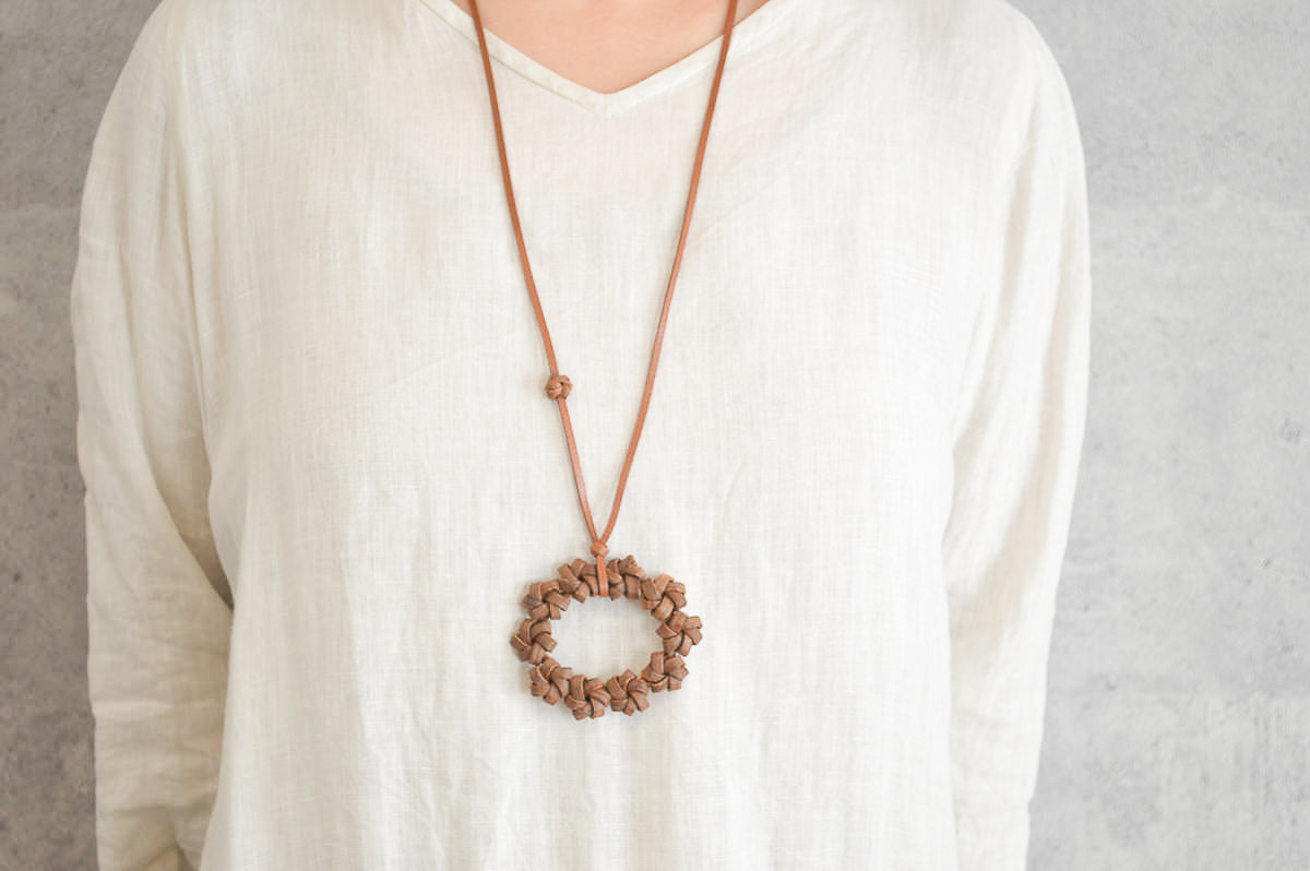 Pendant “Wreath” / Grape vine / Yamagata-JPN 311402-1