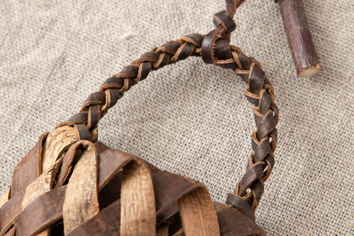 Bag charm / Walnut / Yamagata-JPN 311409-1