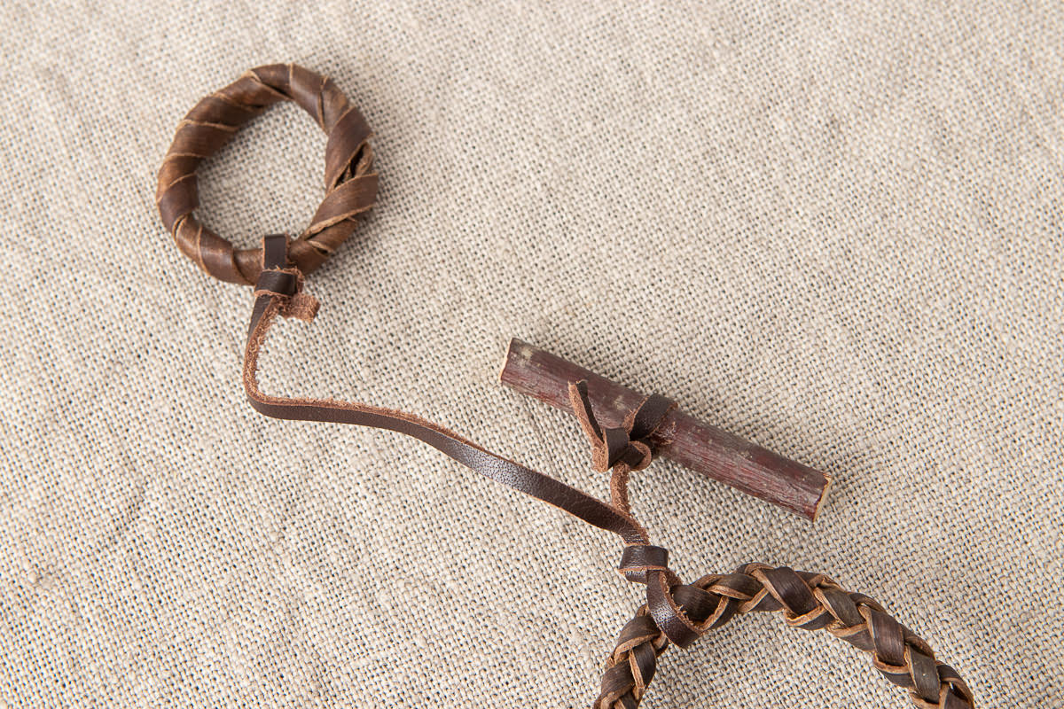 Bag charm / Walnut / Yamagata-JPN 311409-1