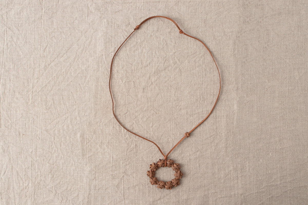 Pendant “Wreath” / Grape vine / Yamagata-JPN 311402-1