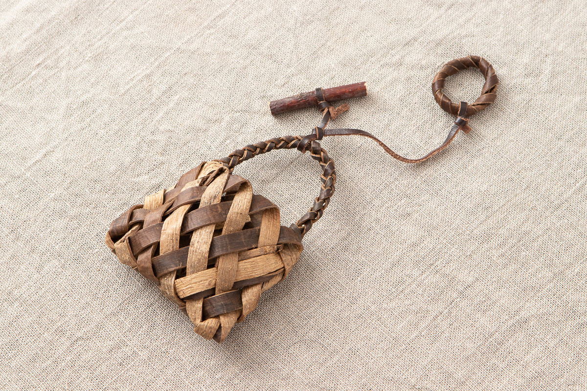 Bag charm / Walnut / Yamagata-JPN 311409-1