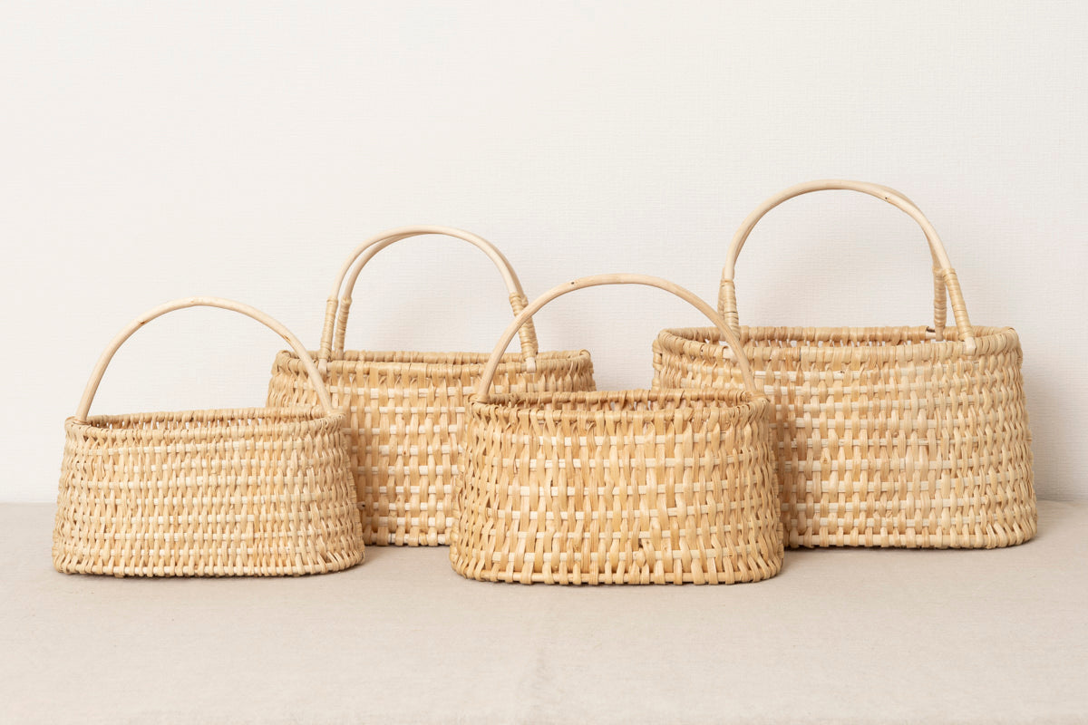 Oval Basket with Handle / Pine Root / LTU 140514