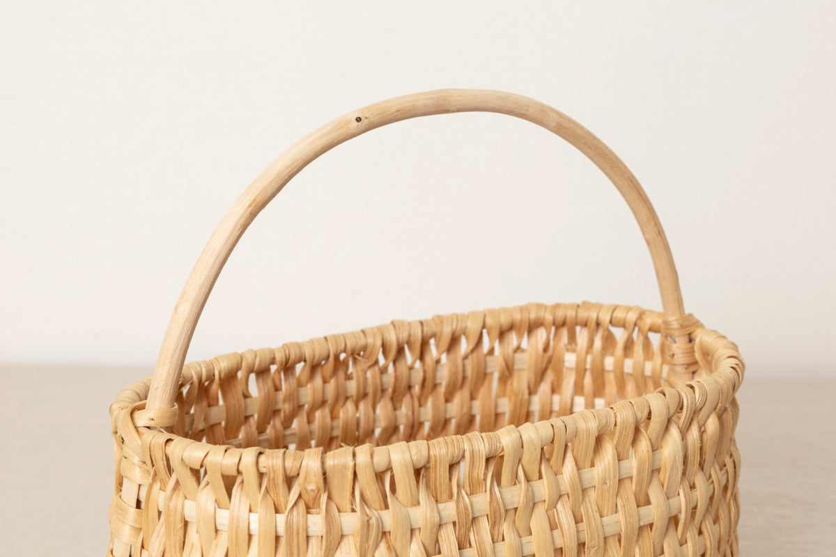 Oval Basket with Handle / Pine Root / LTU 140514