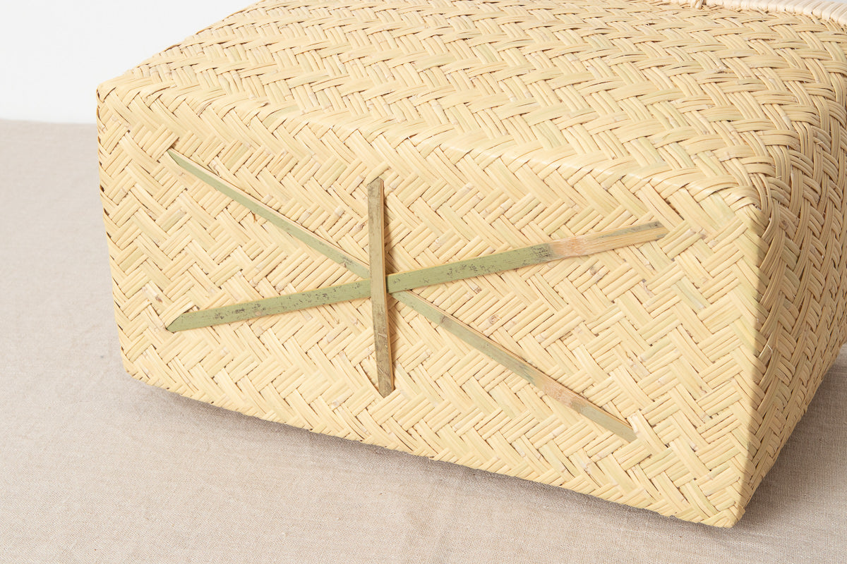 Market Basket with Rattan Handle M-Fine / Suzutake Bamboo / Iwate-JPN 450801-1