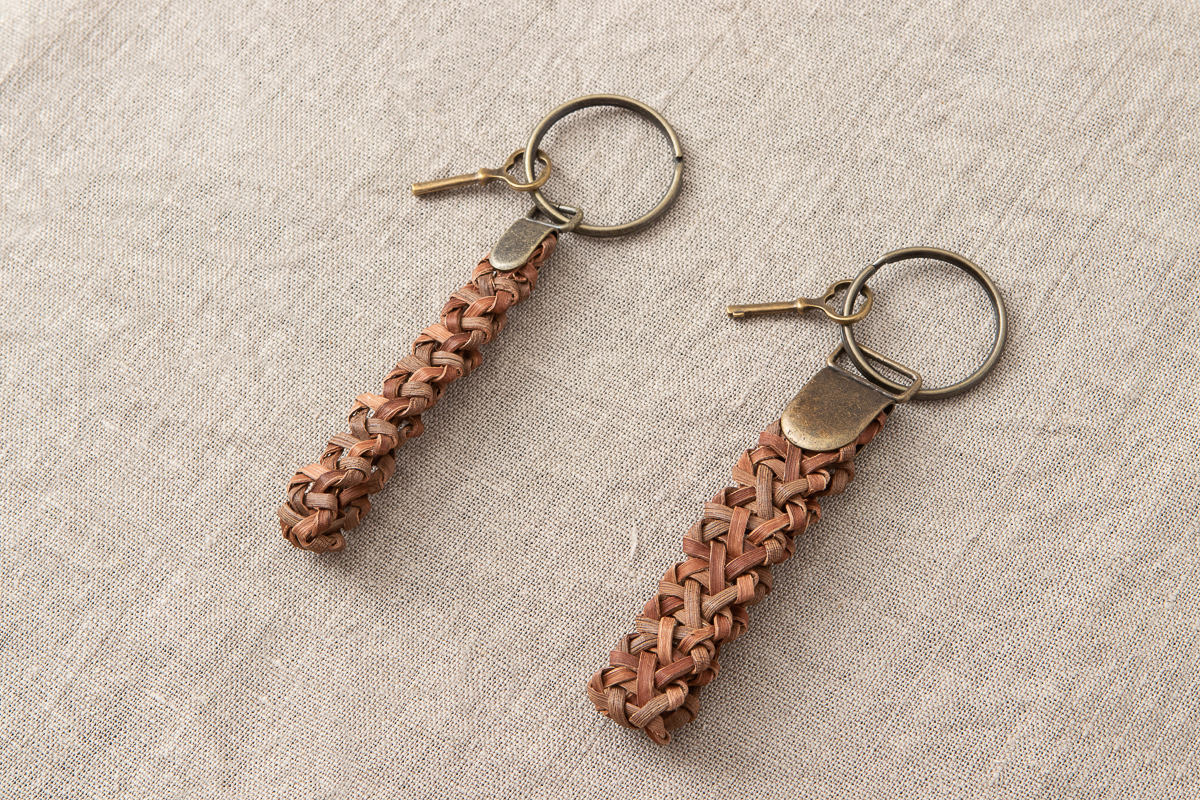 Key-chain S, L / Grape vine / Yamagata-JPN 311413