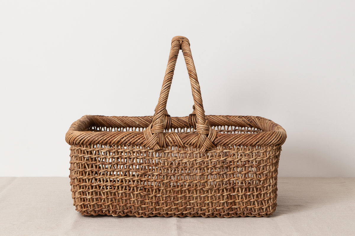 Wide Rectangle Basket with Handle – Sukashi Weave / Akebi Vine / Nagano-JPN 311209-1