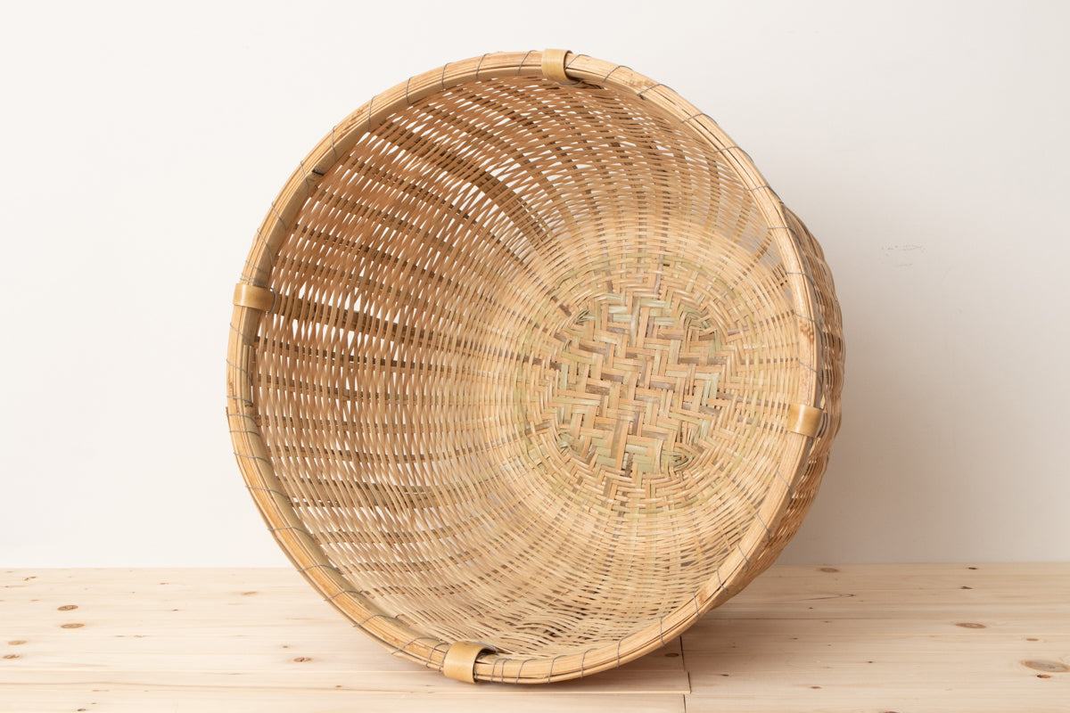 Big basket "Kama-zaru" L, XL / Madake bamboo / Miyagi-JPN 330111