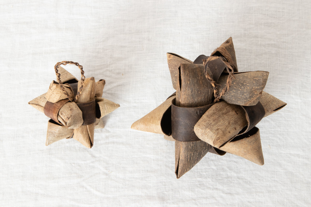 Ornament “Star” S, L / Walnut / Yamagata-JPN 311420