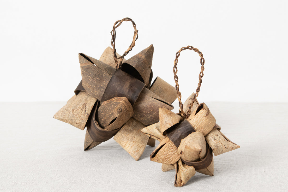 Ornament “Star” S, L / Walnut / Yamagata-JPN 311420