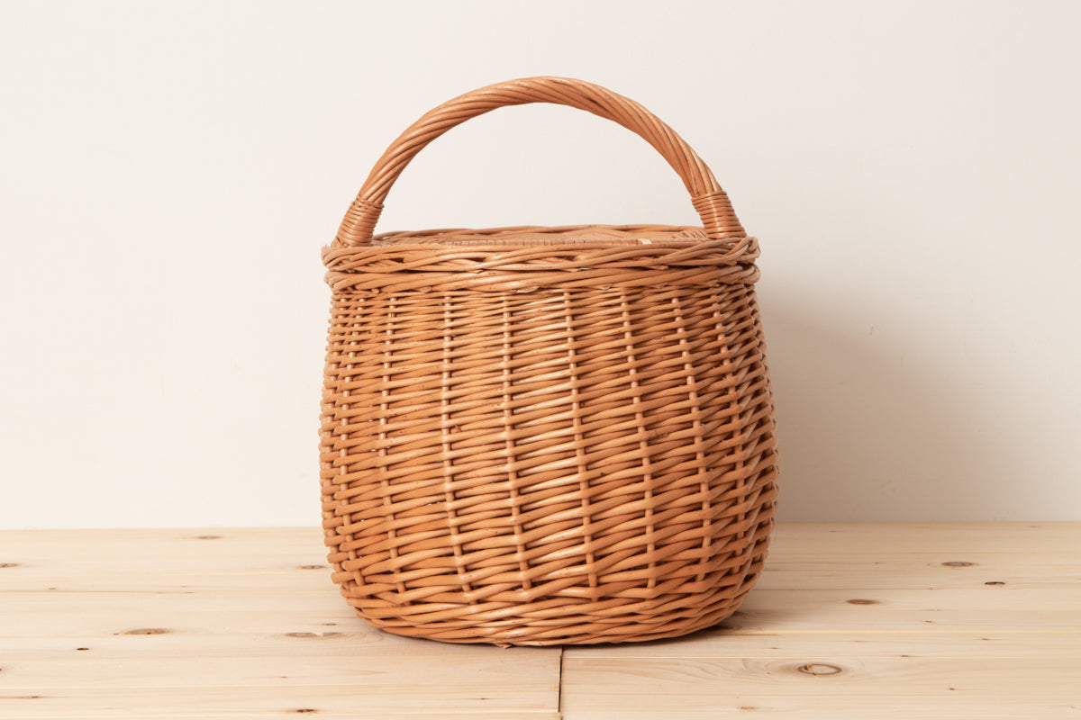 One handle basket with lid / Willow / POL 340217-1