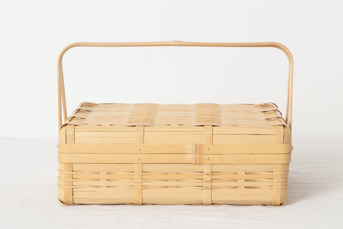 Lunch box with handle -shallow- (with hinges) / White bamboo / Kagoshima-JPN 321102-1