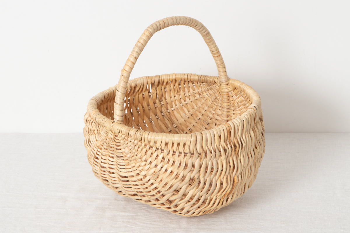 Round basket with handle / Spruce / POL 340222-1