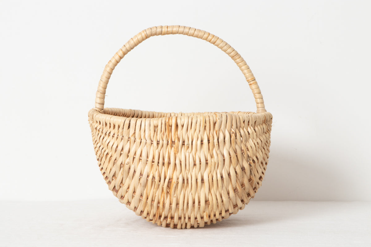 Round Basket with Handle / Pine Root / POL 340222-1