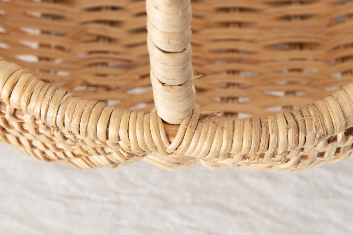 Round Basket with Handle / Pine Root / POL 340222-1