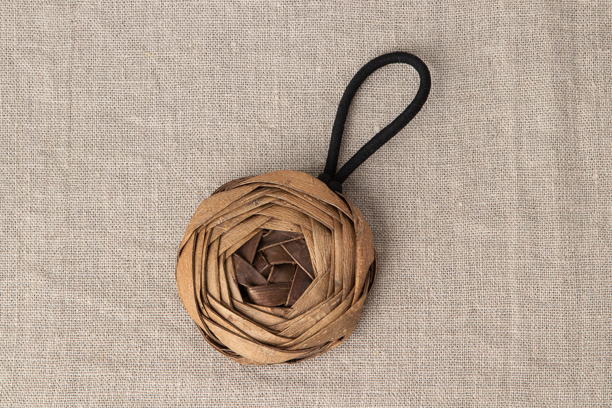 Bag Charm “Rose” / Walnut Bark / Yamagata-JPN 311410