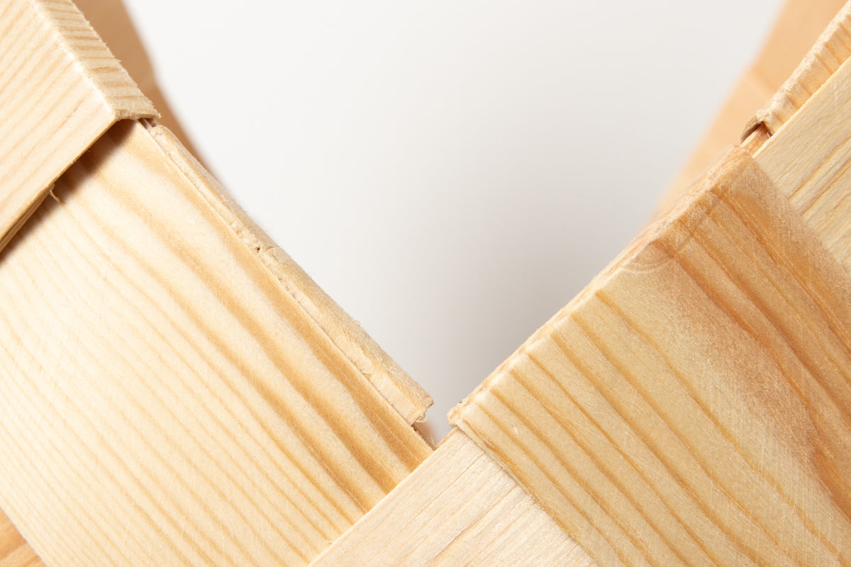 エストニア/パイン 薪入れバスケット 山型 S・L 2サイズ 330715