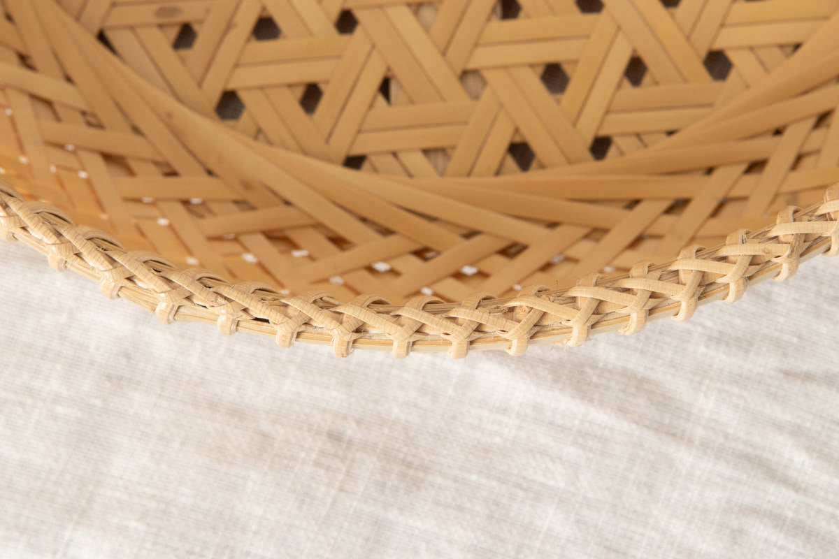 Serving Basket “Rinko Weave” / White Bamboo / Tochigi-JPN 350105-1