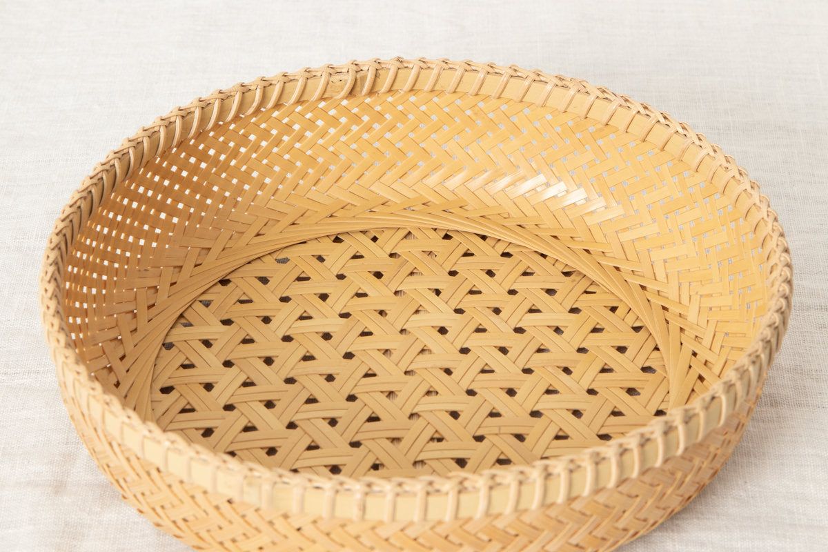 Serving Basket “Rinko Weave” / White Bamboo / Tochigi-JPN 350105-1