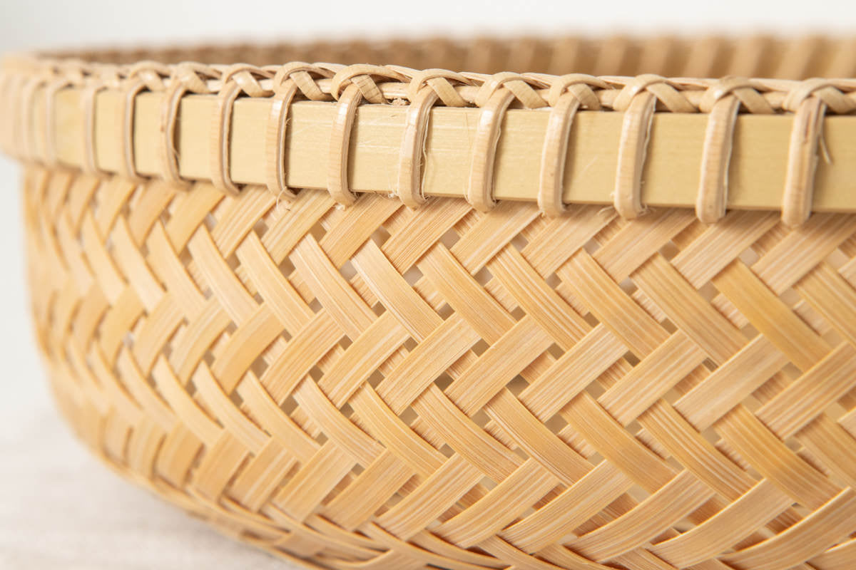 Serving Basket “Rinko Weave” / White Bamboo / Tochigi-JPN 350105-1