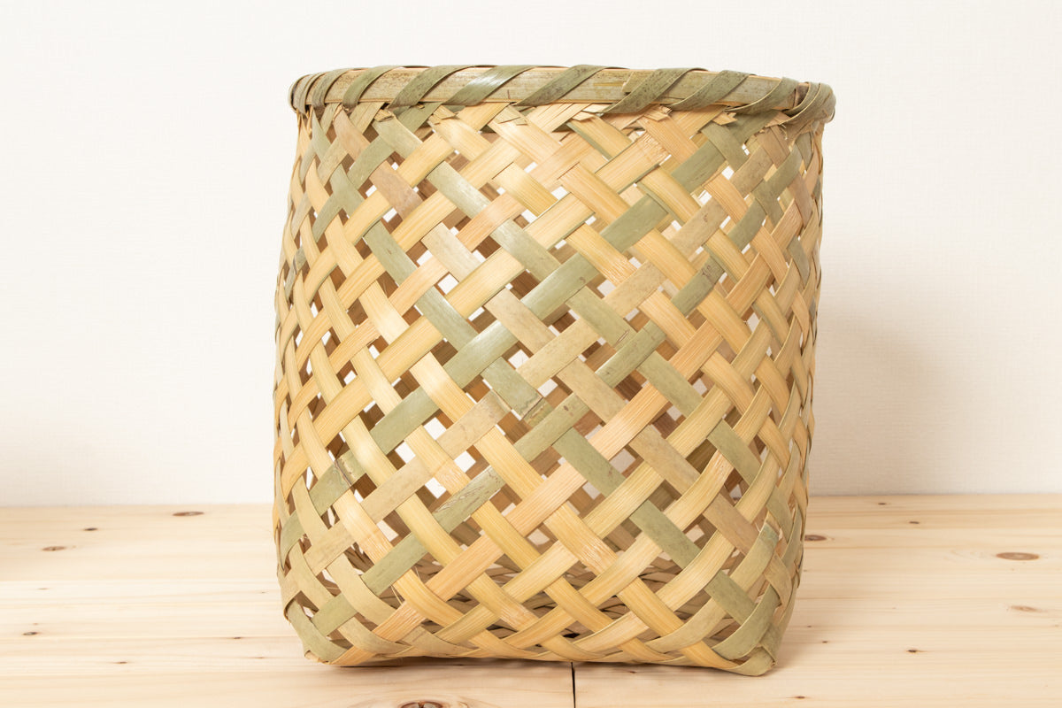 Yotsume Weave Round Basket “Mekai” / Madake Bamboo / Ibaraki-JPN 330611