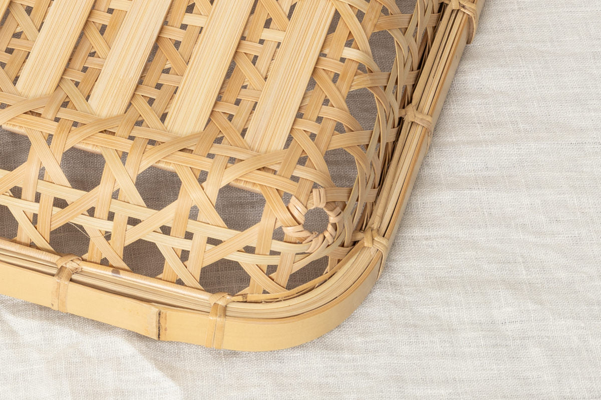 Flat Basket "Yatsume Weave" / White Bamboo / Ōita-JPN 220801