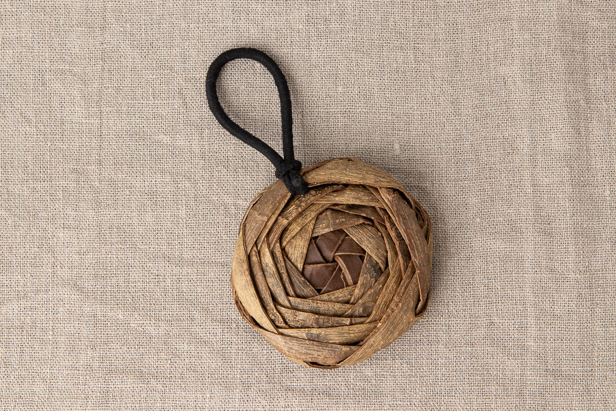 Bag Charm “Rose” / Walnut Bark / Yamagata-JPN 311410
