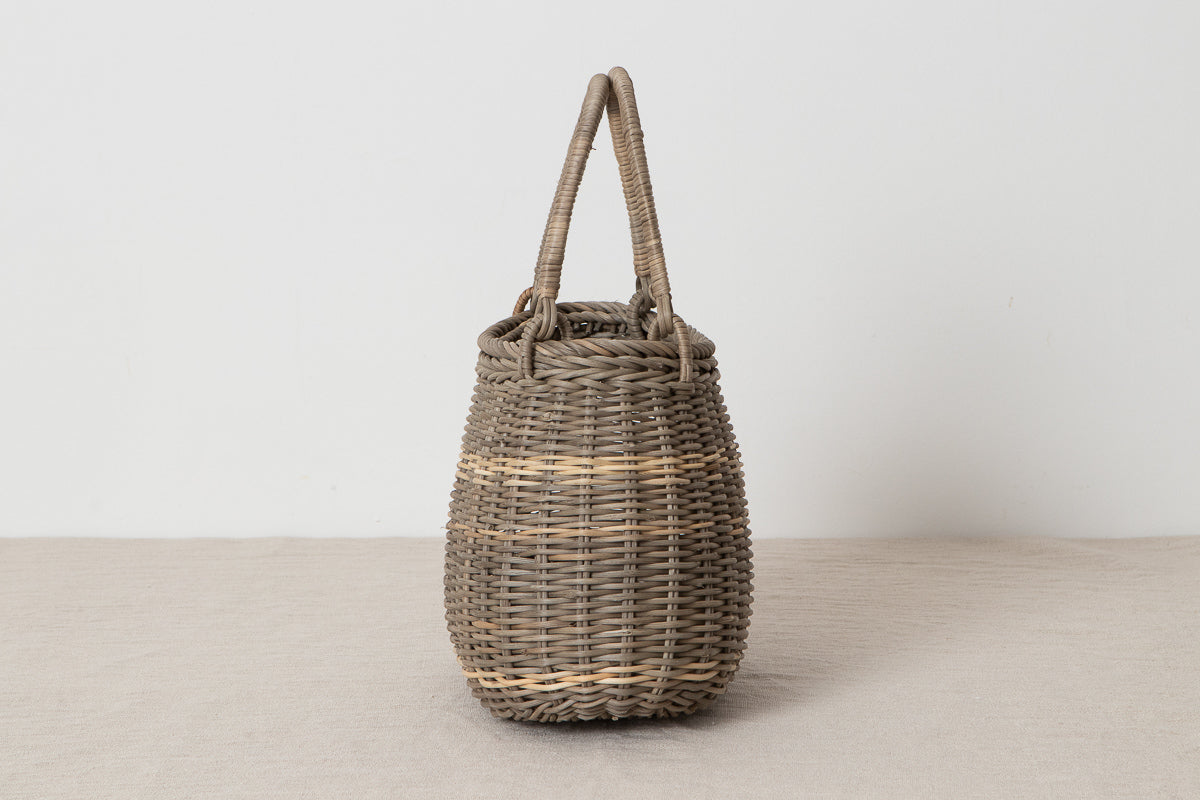 Hand bag “Plump” -close weave- S / Gray Akebi vine / Nagano-JPN 311247-1