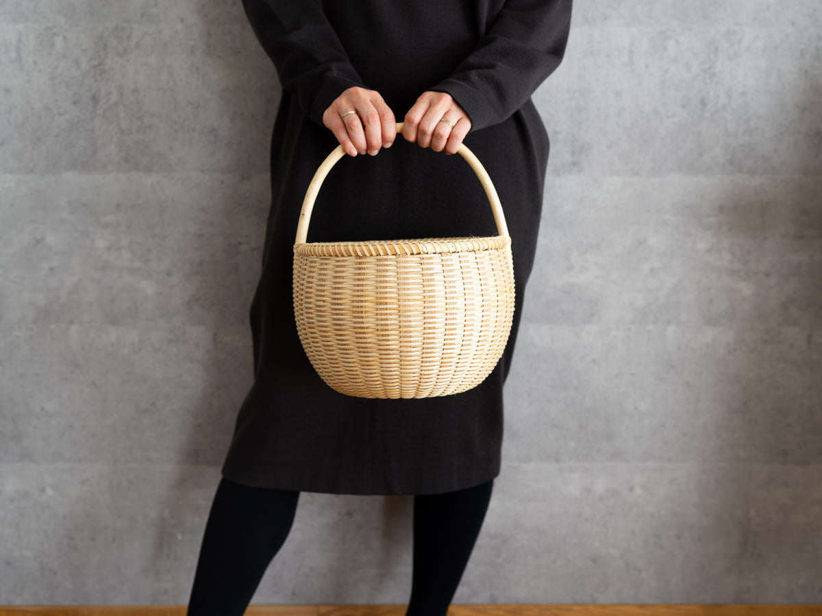 Round Basket “Sphere” / Willow × Oak / BEL 440305-1