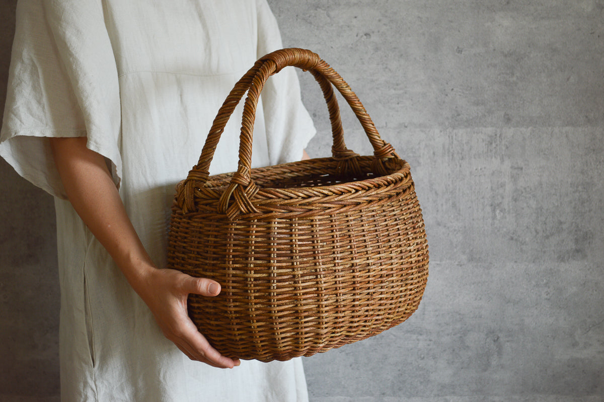 2 handle basket / Brown Akebi vine / Nagano-JPN 311250-1