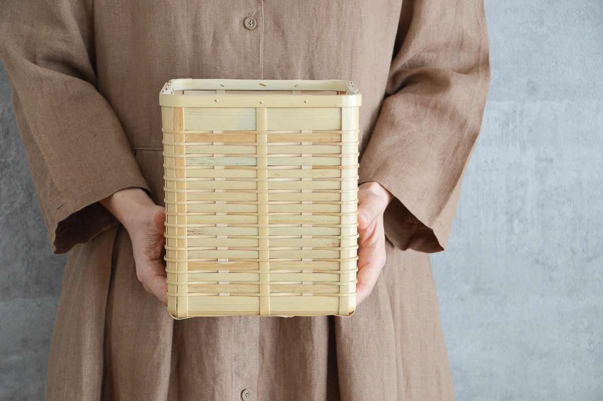 Wastepaper basket S / White bamboo / Kagoshima-JPN 211207-1