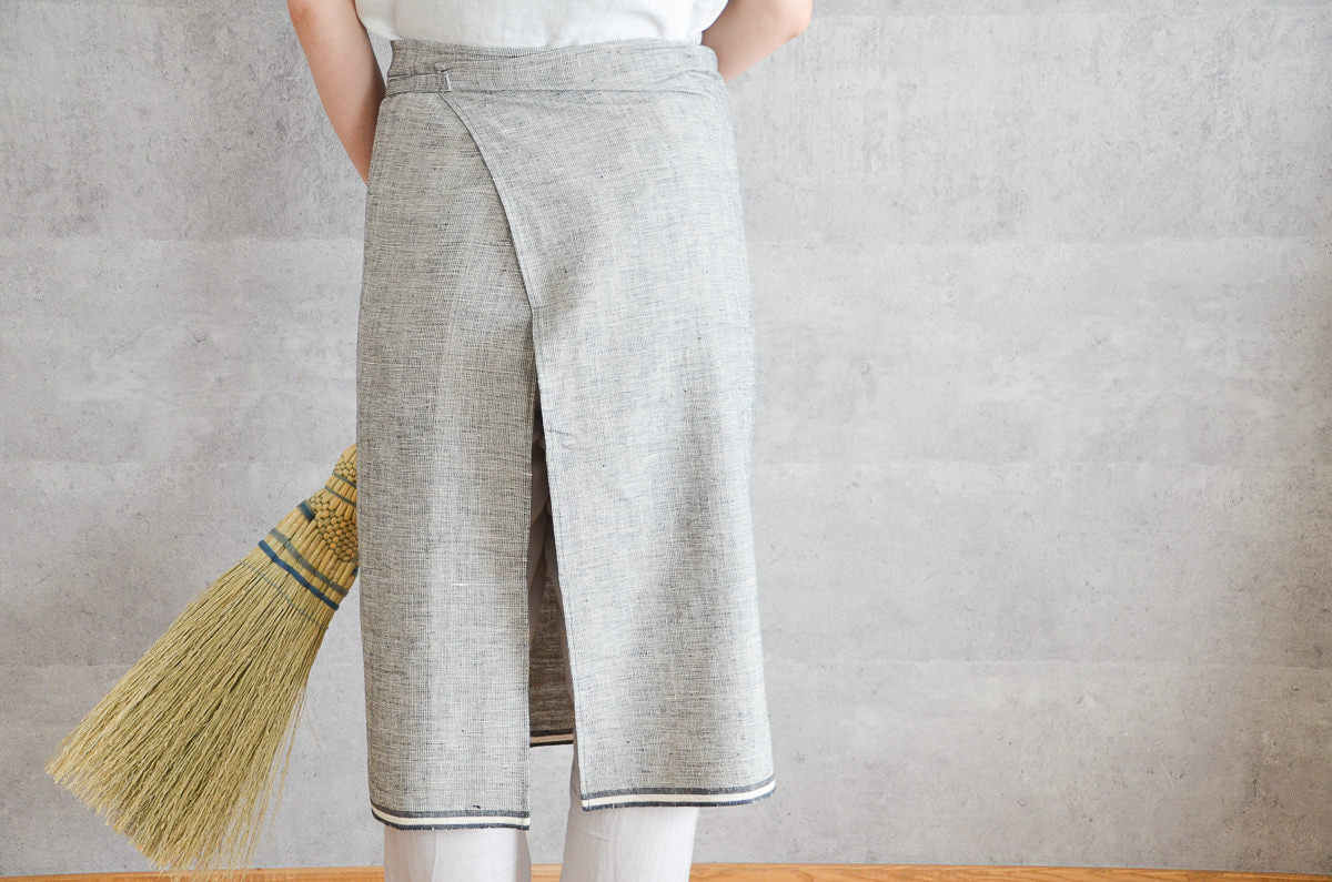 Full Apron / Brush Gray, Madras / Khadi cotton / IND 330905