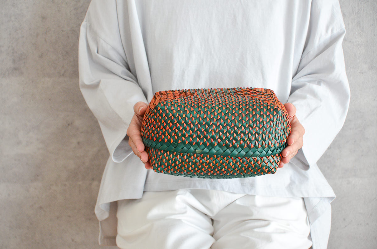 Kottan Basket “Green Orange” S, M, L / Palm leaf / IND 330911