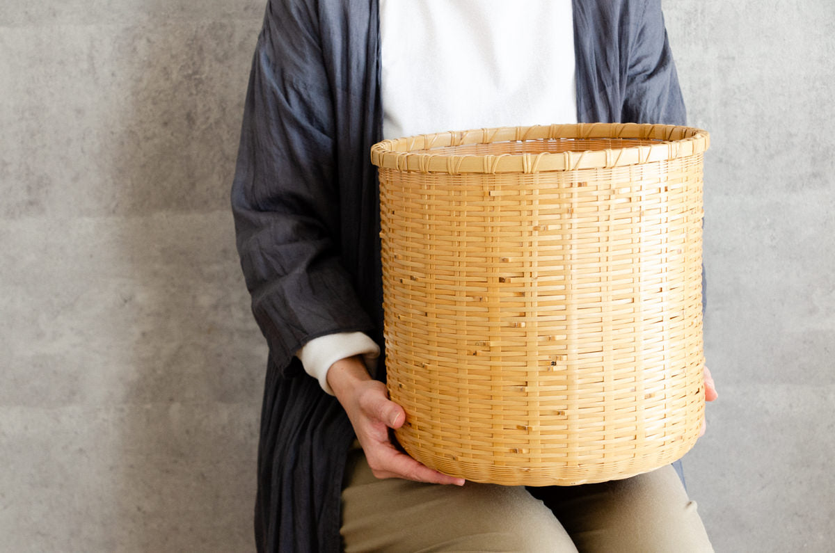 Cylindrical Waste Basket / White Bamboo / Ehime-JPN 520206-1