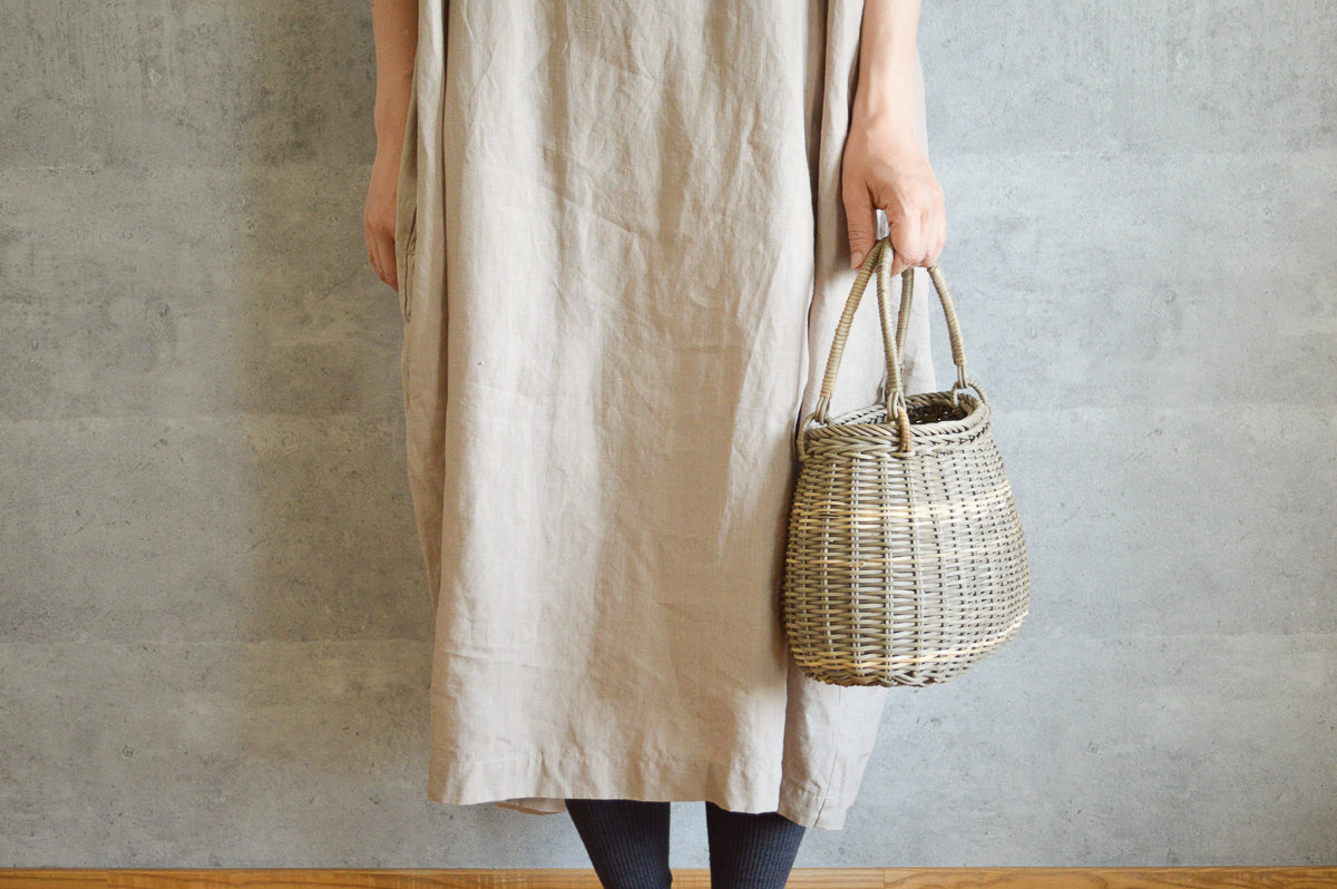 Hand bag “Plump” -close weave- S / Gray Akebi vine / Nagano-JPN 311247-1