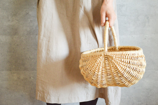 Round Basket with Handle / Pine Root / POL 340222-1