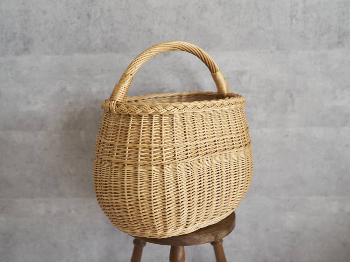 リトアニア/やなぎ シギタスさん 手つきオーバルバスケット ふっくら 140522-1