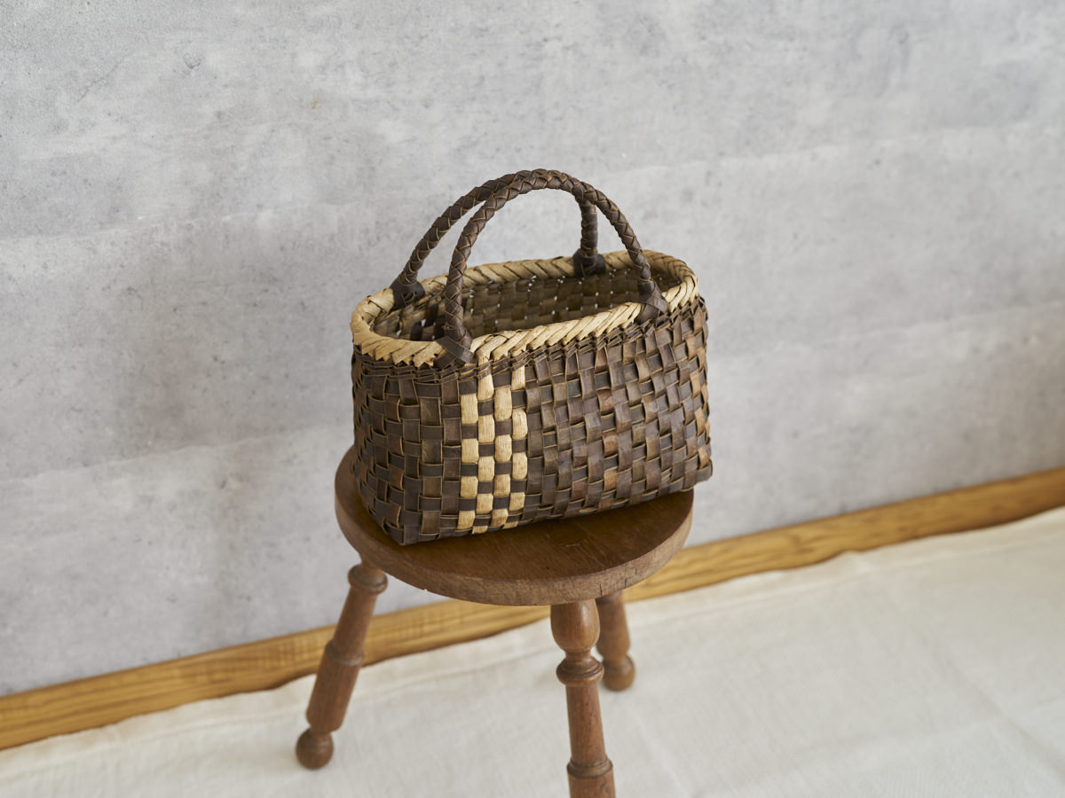 岩手県/くるみ 手提 裏皮市松 表皮ライン ふっくら 1510741