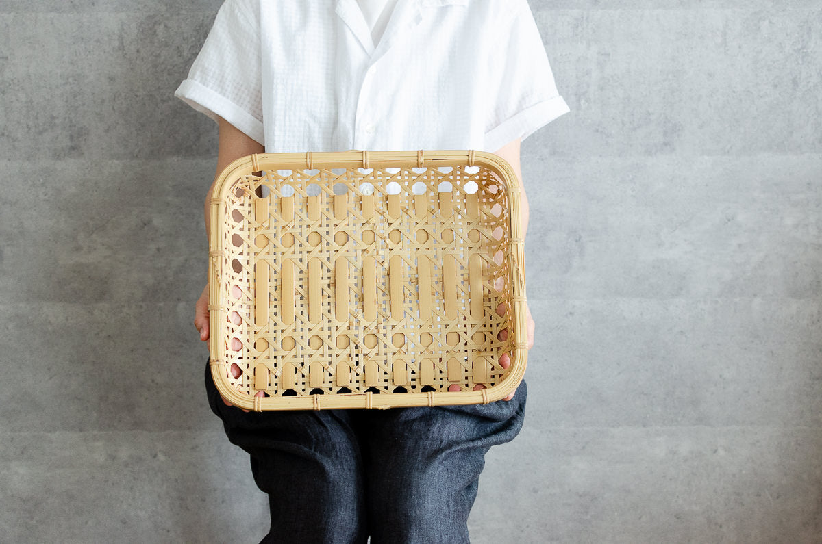 Flat Basket "Yatsume Weave" / White Bamboo / Ōita-JPN 220801