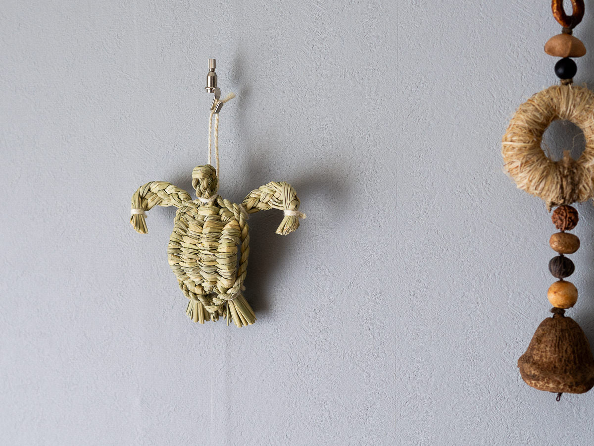 Shimekazari Sea Turtle "HONU" / Rice straw / Nagano-JPN 721048-1