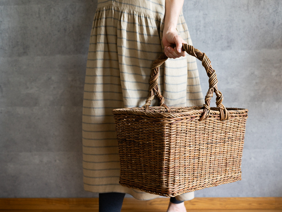 Large Rectangle Basket – Nami Weave / Akebi Vine / Nagano-JPN 311207-1