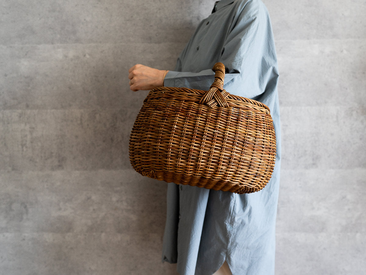 Rounded Basket with Handle / Akebi Vine / Nagano-JPN 311212-1