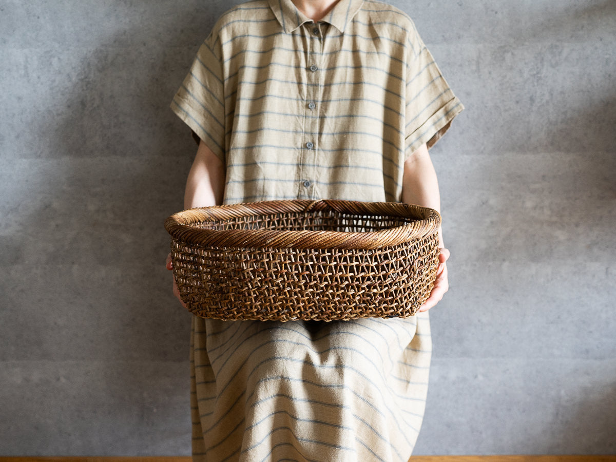 Oval basket XS, S, M, L ,XL / Brown Akebi vine / Nagano-JPN 311226