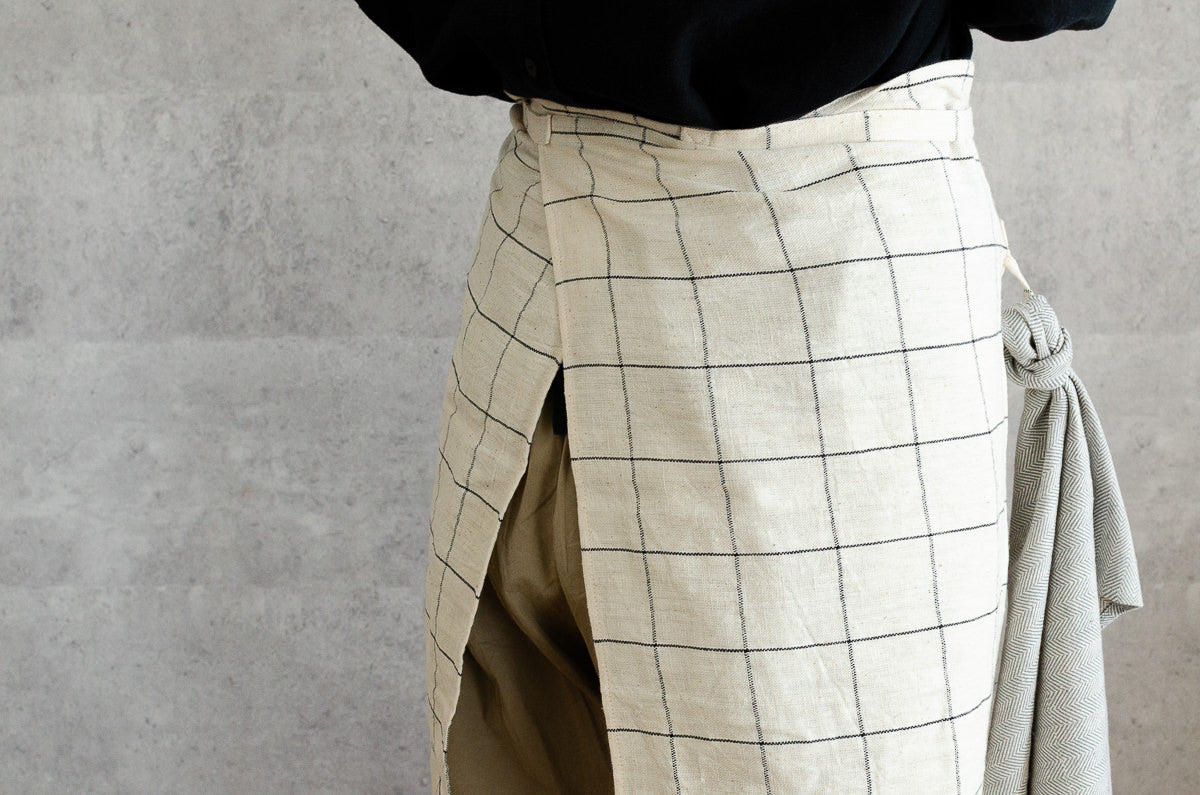 Full Apron / Chacoal, Tattersall / Khadi cotton / IND 330913