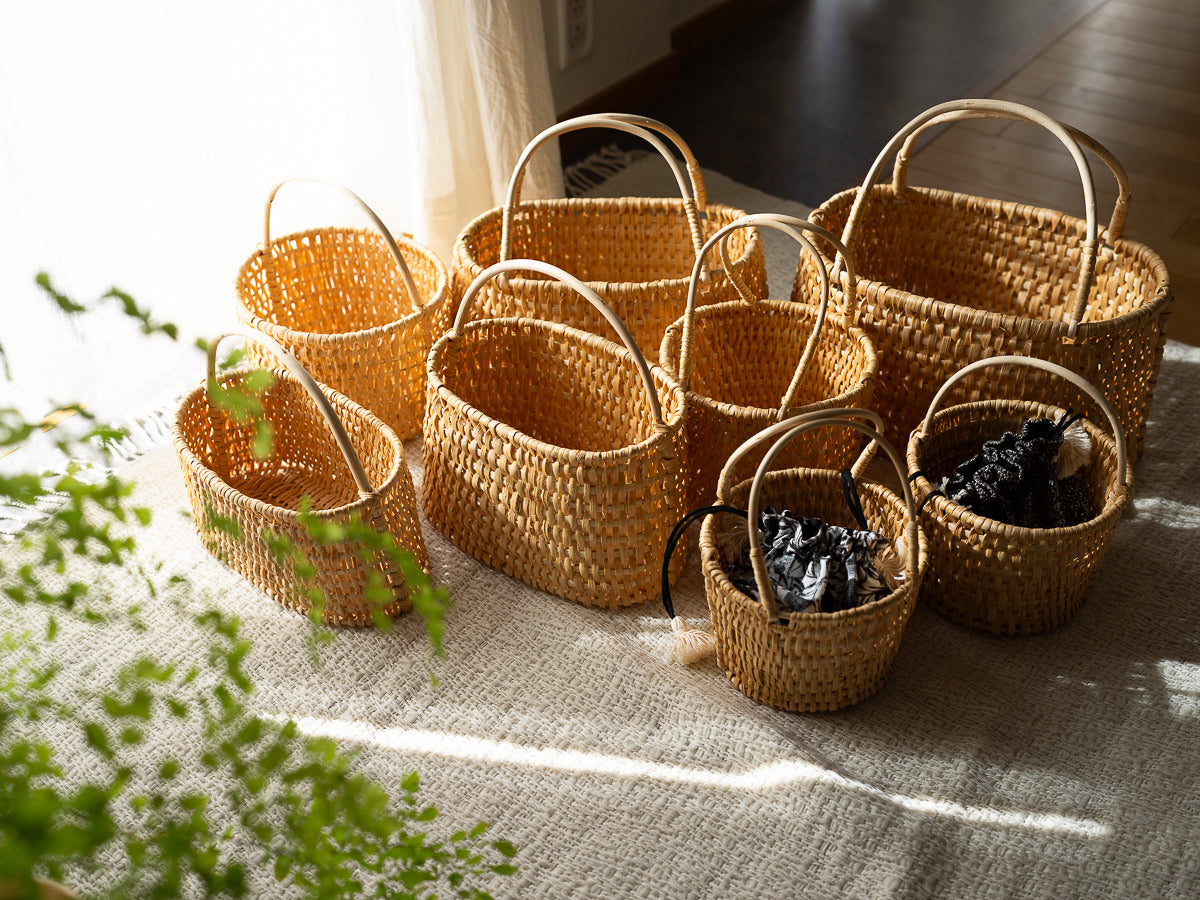 Circle Basket with Handle / Pine Root / LTU 140515