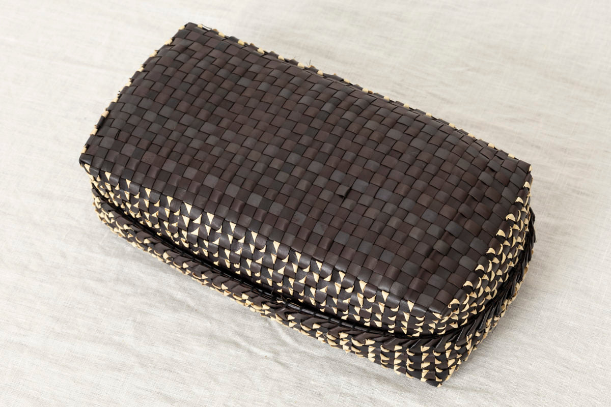 Kottan Tissue Box “Black Natural” / Palm leaf / IND 330903-3
