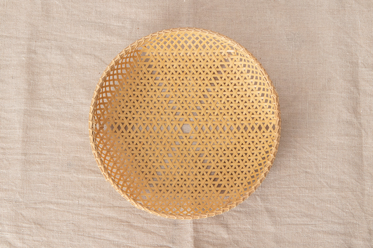 Serving Basket “Asanoha Weave” / White Bamboo / Tochigi-JPN 350106-1