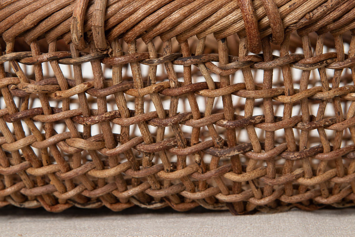 Oval basket with handle S, L / Brown Akebi vine / Nagano-JPN 311230