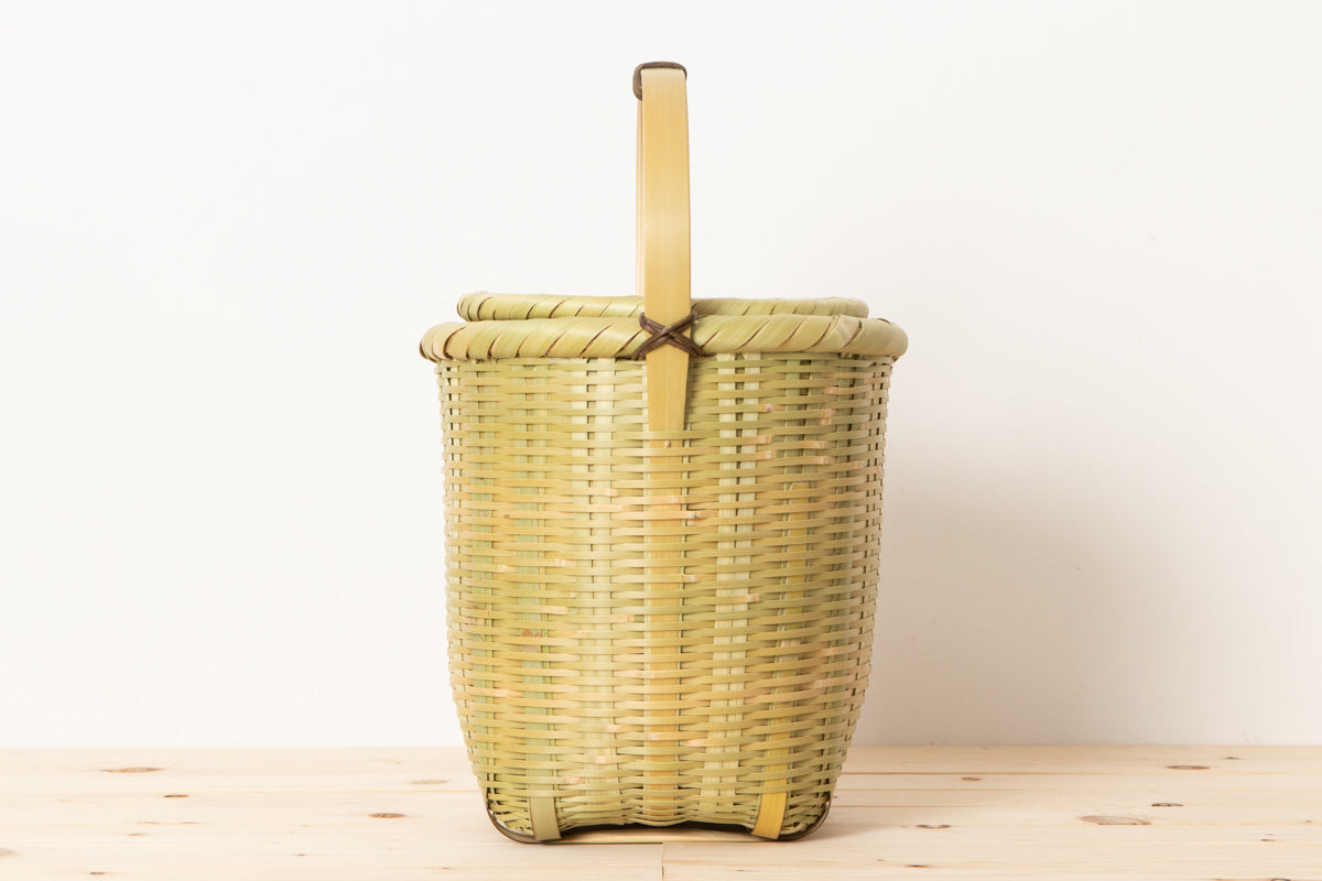 Tall basket with lid / Madake bamboo / Ōita-JPN 220609-2