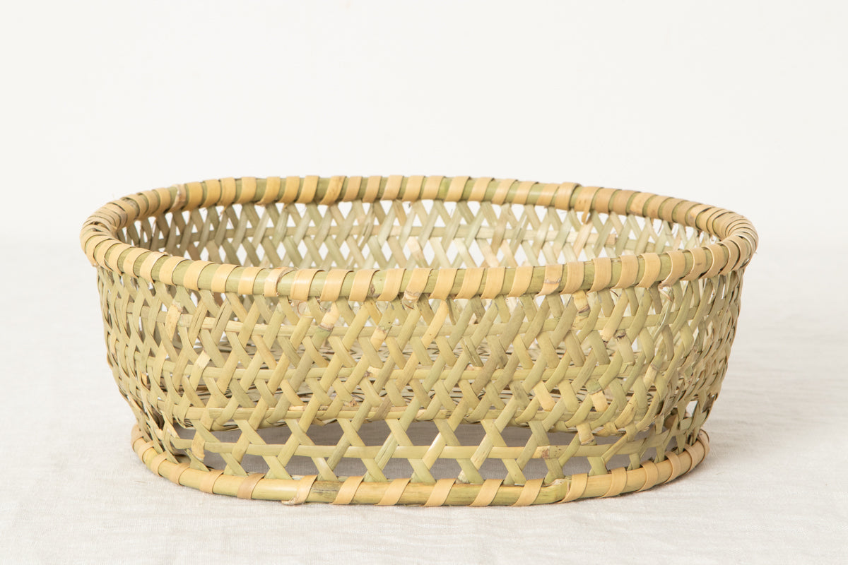 Oval cup basket (shallow) / Nemagari bamboo / Nagano-JPN 610232-1